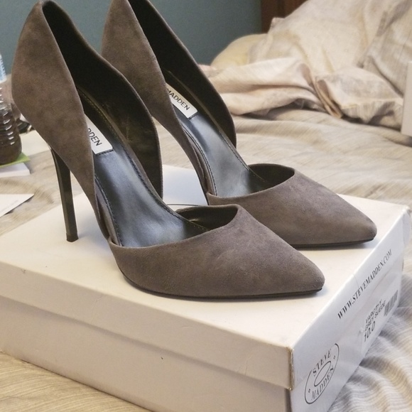 Steve Madden Varsity Grey Suede Pumps - Picture 1 of 5